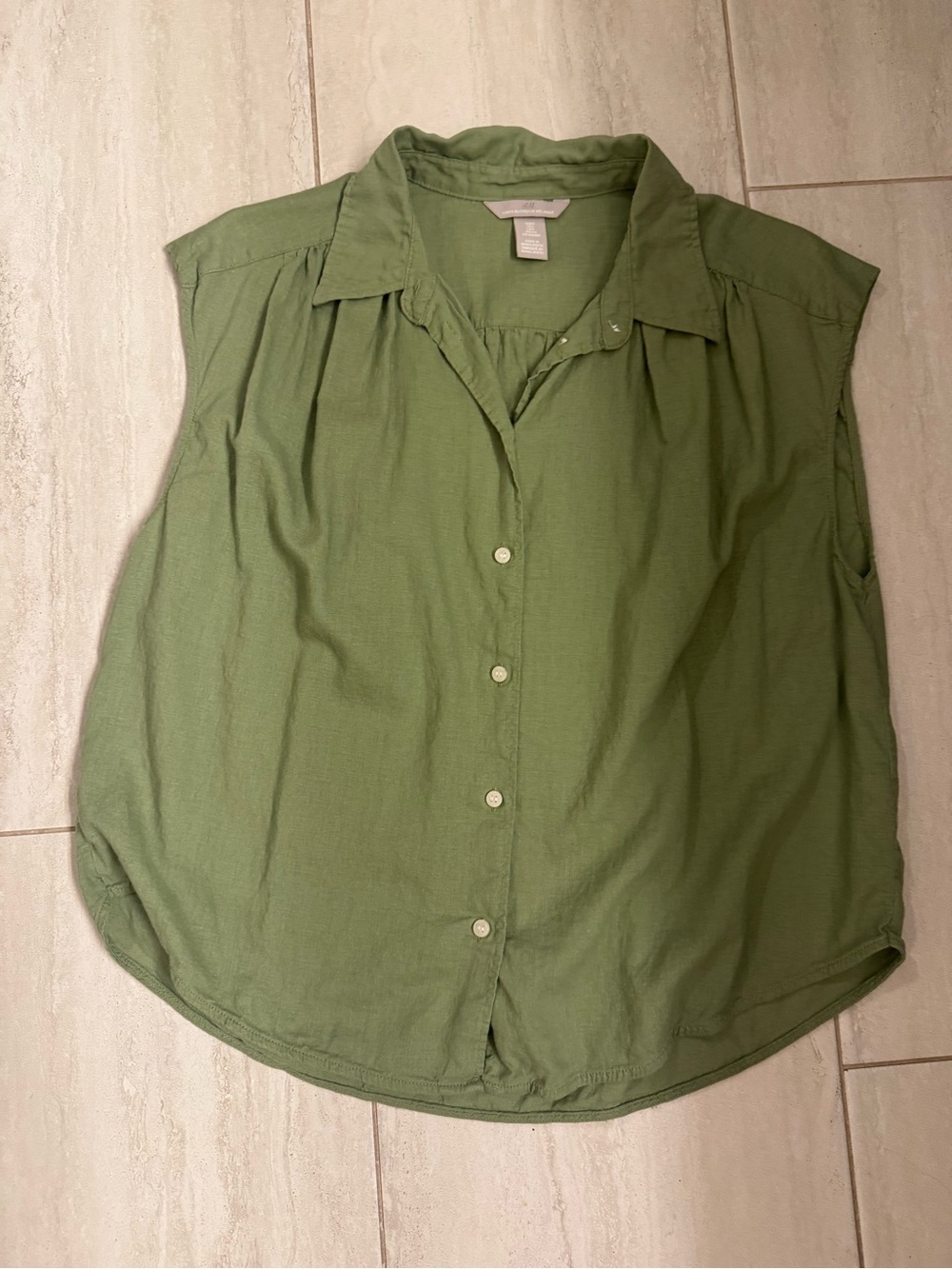 H&M Olive Green Sleeveless Button-Down Shirt